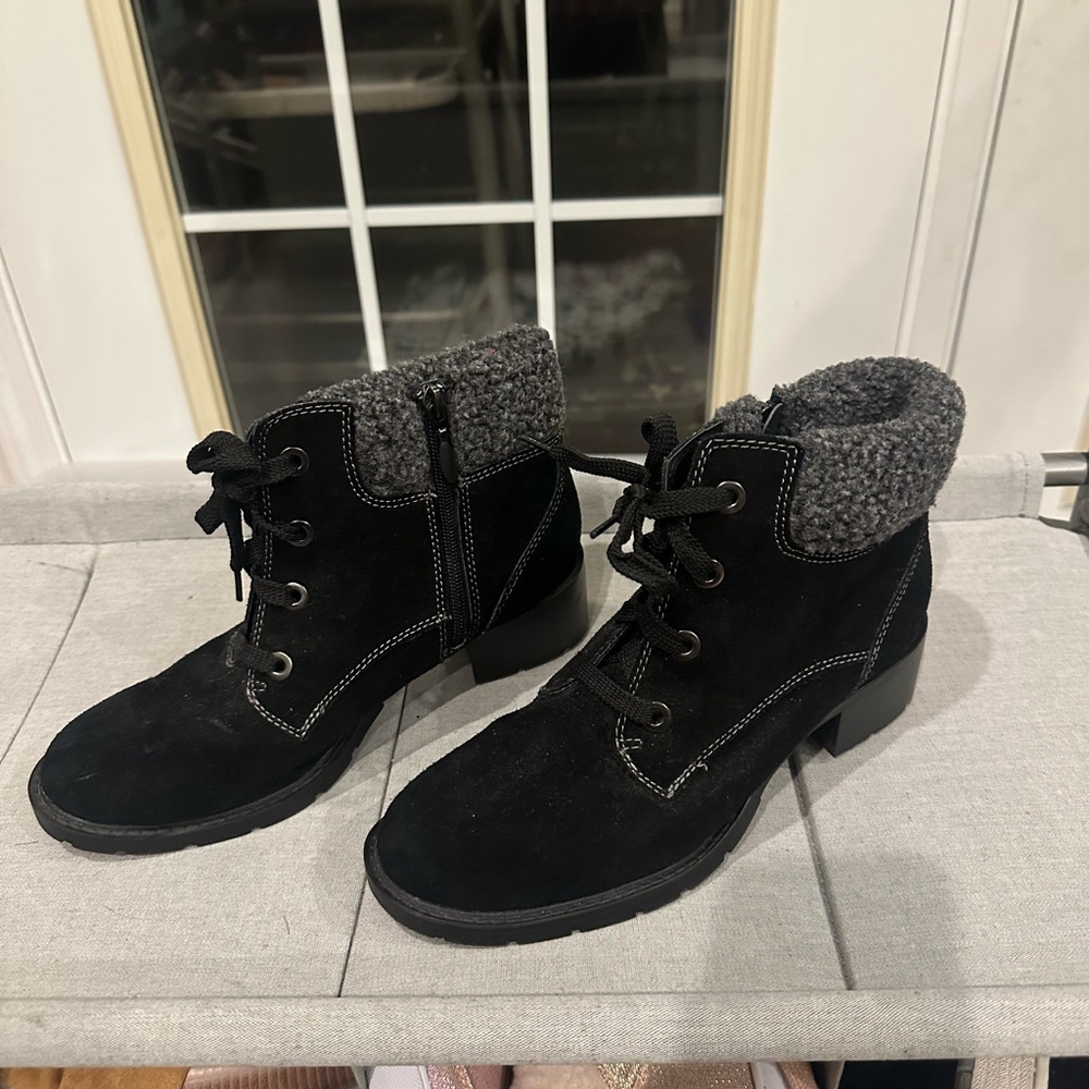 Sporto Black Lace-Up Boots with Gray Knit Detail - size 9 - worn once